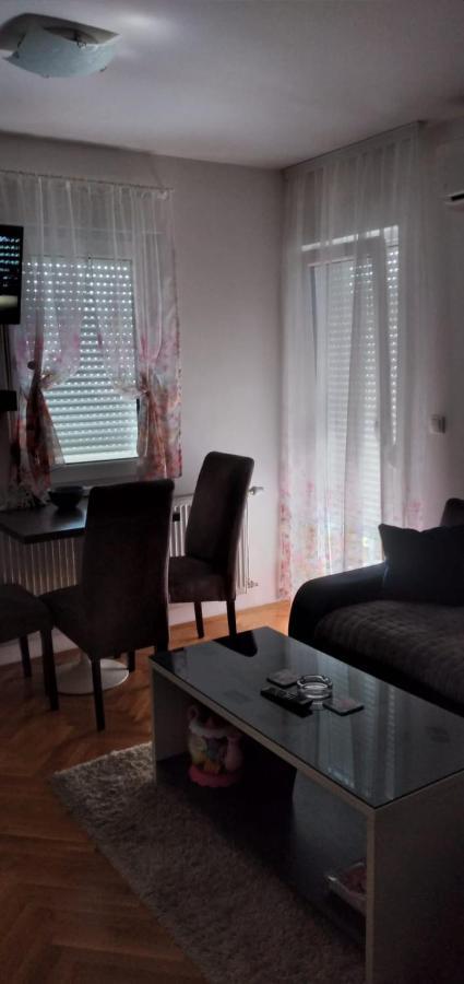 Apartman Luna Apartment Valjevo Luaran gambar