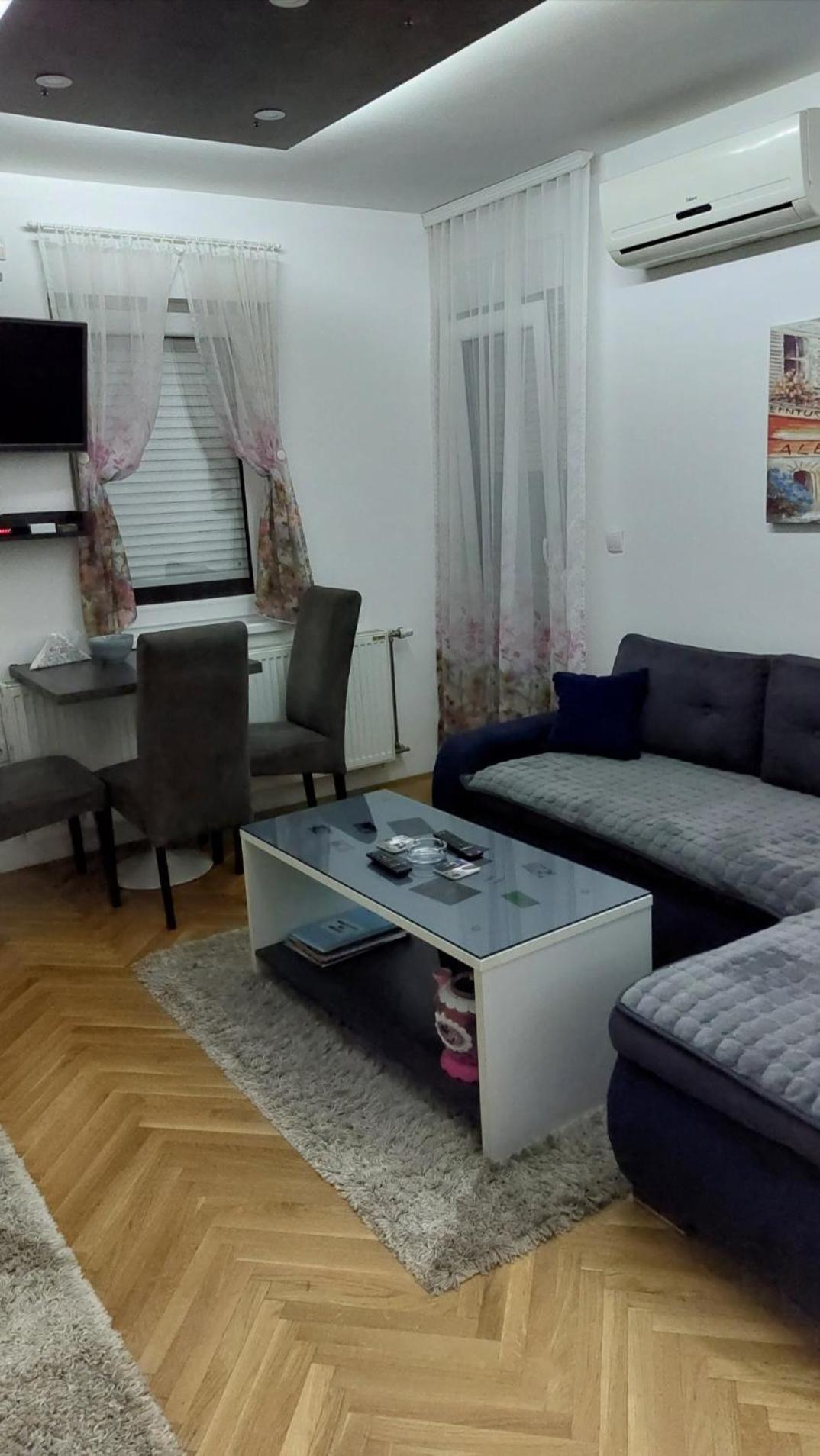 Apartman Luna Apartment Valjevo Luaran gambar